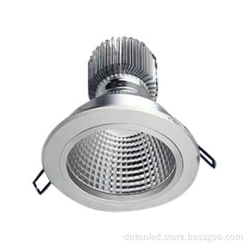 2.5-inch 5W 2835 SMD 15-piece LEDs 330lm Good Condensing Uniformity Downlight